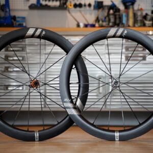 roues carbone farsports evo s series 2026 (s4 / s5 / s6) – aéro, légères, moyeu sho1 ratchet, tubeless disc