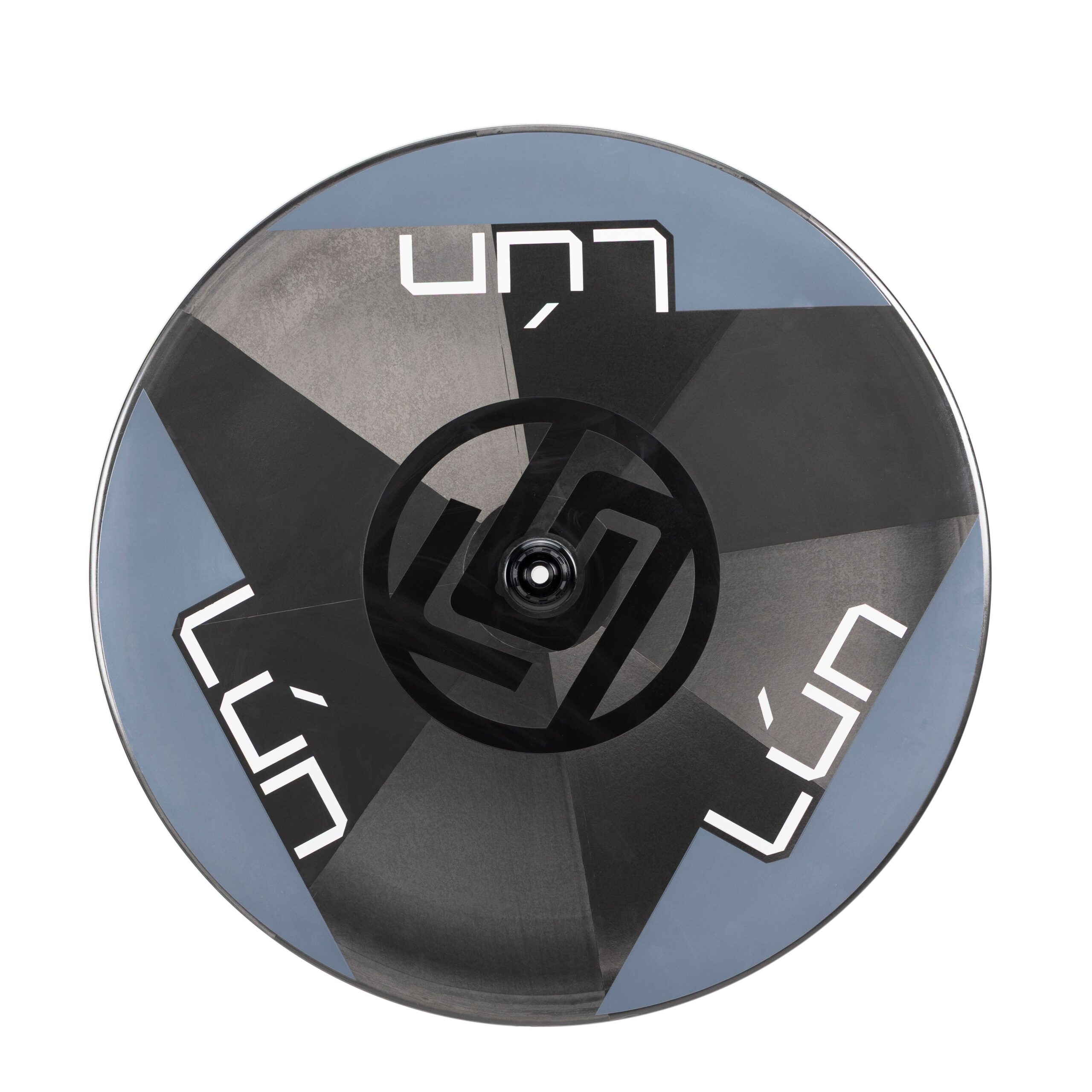 lun kronos disc wheel 1.jpg Roue lenticulaire carbone Lún Kronos Disc — vue de profil