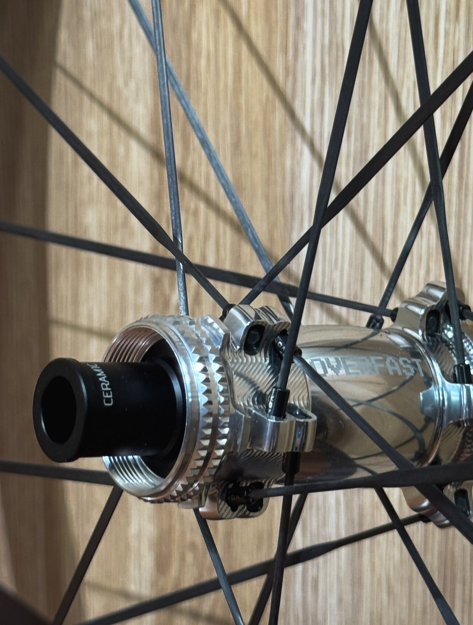 overfastaerionevo50mm935gwheelset 2.jpg Roues carbone OVERFAST Aerion EVO 50 mm 935 g