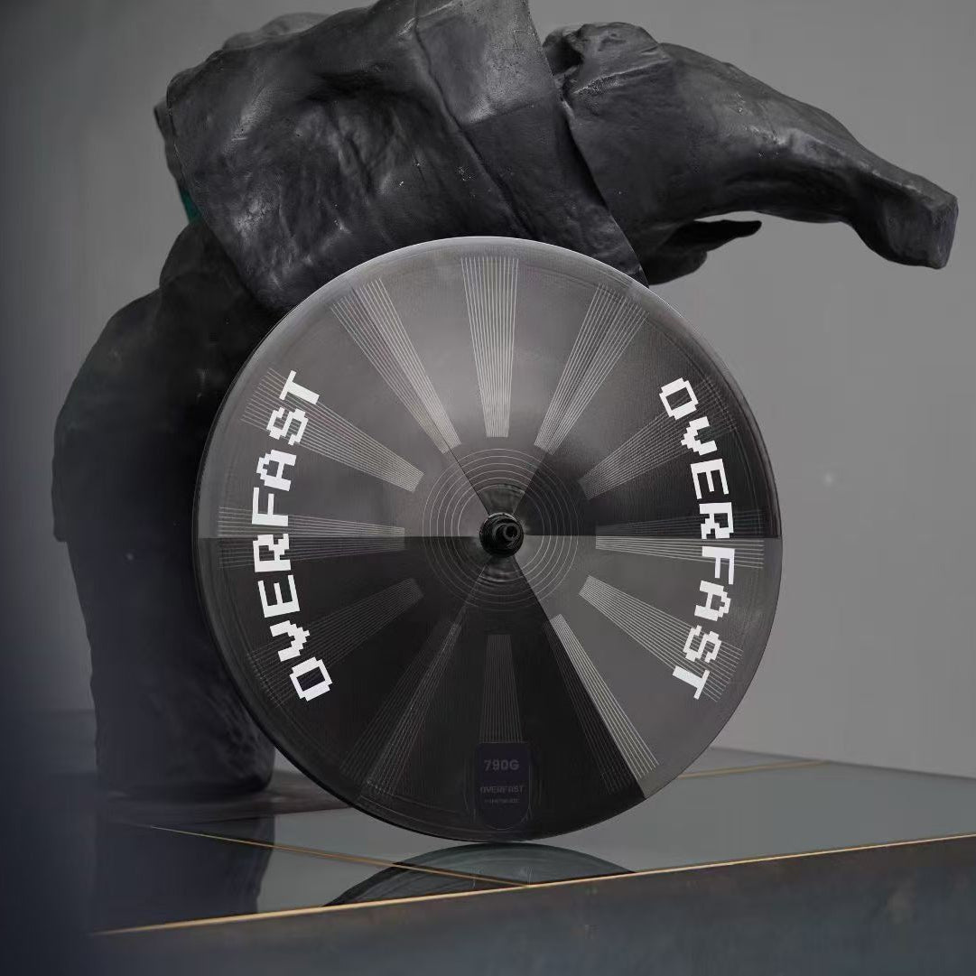 overfastphantomdiscwheel4.jpg Roue lenticulaire carbone OVERFAST Phantom 790 g